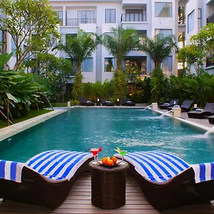 umalas-hotel-and-residence.hotelsseminyak.net/