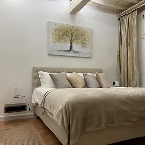 Apartment Unique And Antique Florence